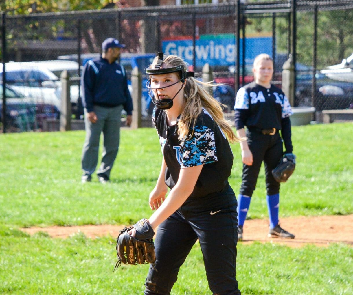 McLean varsity softball players